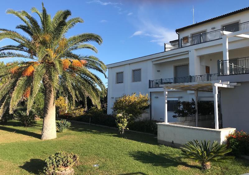 סקוליטי Sikelika Residence Sul Mare מראה חיצוני תמונה